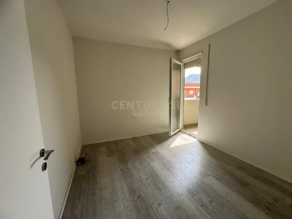 Tirane, shes apartament 2+1 , 104 m² 167.000 € (TIRANA GOLDEN PARK, Selite)