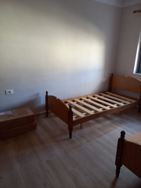 Tirane, jepet me qera apartament 2+1 Kati 4, 65 m² 550 € (rruga Mine Peza)