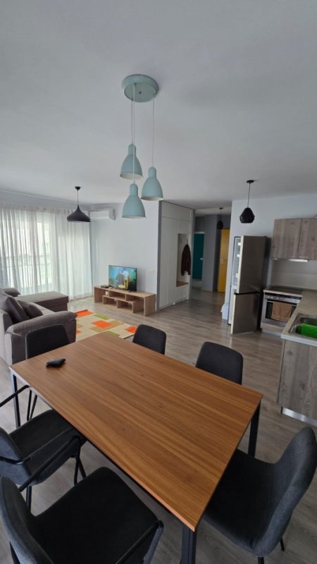 Tirane, jepet me qera apartament 2+1+Aneks+Ballkon Kati 5, 90 m² 650 € (kompleksi magnet)
