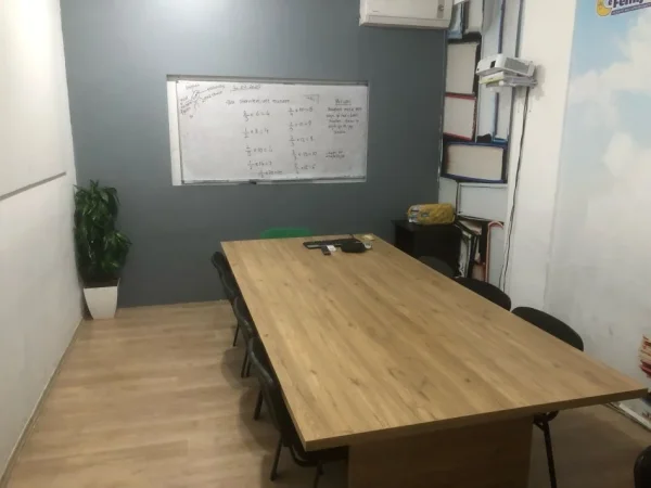 Tirane, shitet zyre Kati 0, 98 m² 210.000 € 