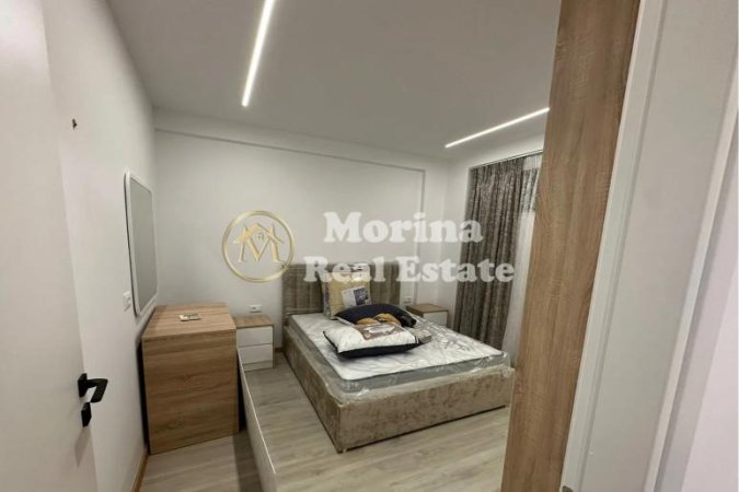 Tirane, jepet me qera apartament 1+1 Kati 1, 70 m² 650 € (Zogu Zi)