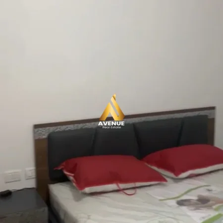 Tirane, jepet me qera apartament 1+1+Ballkon Kati 3, 65 m² 600 € (myslym shyri)