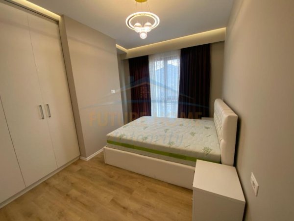 Tirane, jap me qera apartament 2+1 Kati 9, 114 m² 700 € (FARMACIA 10)