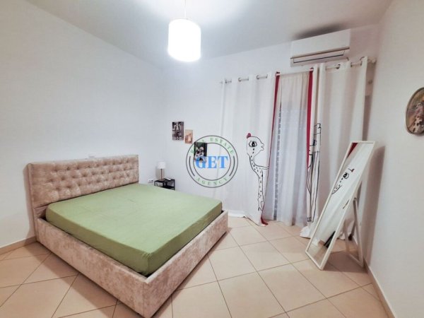Durres, jepet me qera shtepi 2 Katshe , 135 m² 500 €