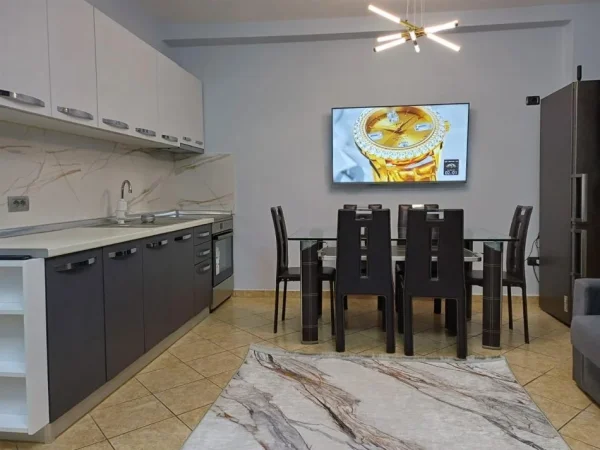Tirane, jepet me qera apartament 2+1 Kati 2, 100 m² 700 € (hoxha tahsin)