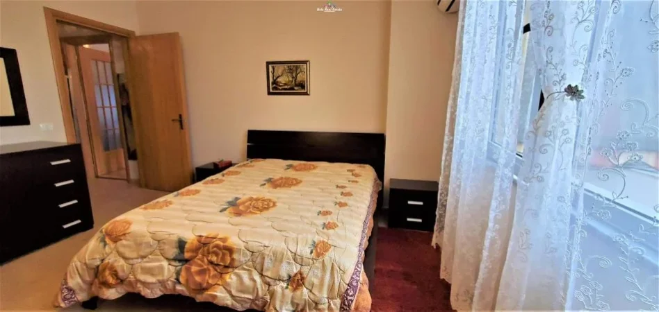 Tirane, jepet me qera apartament 1+1+Ballkon Kati 8, 72 m² 650 € (pazari i ri)
