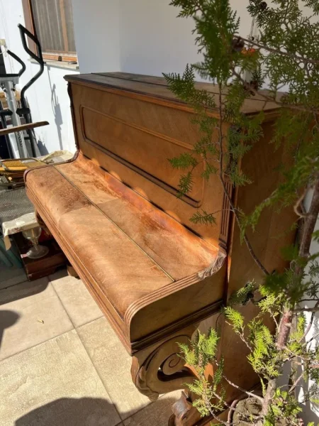 Tirane, Shes piano antike 3.500 €