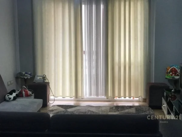 Tirane, jepet me qera apartament 2+1 Kati 4, 90 m² 500 € (Rruga e dibres)