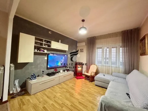 Tirane, shitet apartament 2+1+Ballkon Kati 3, 95 m² 215.000 € (LIQENI I THATE)