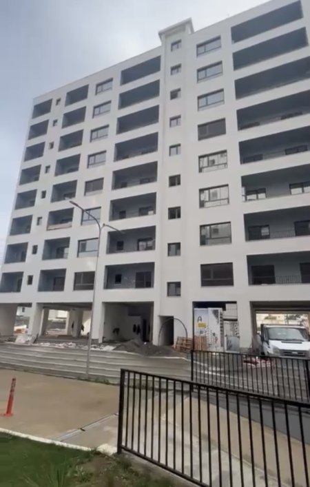 Tirane, shitet apartament 2+1 Kati 5, 111 m² 83.000 € (Rruga Teuta tek Ulliri)