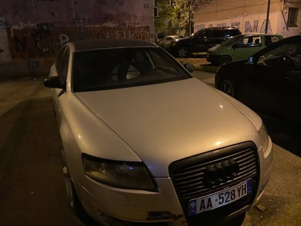 Tirane, shes makine Okazion - Audi A6 2006 Benzin+Gaz, gri metalizato automatik Kondicioner 180.000 km 3.500 €