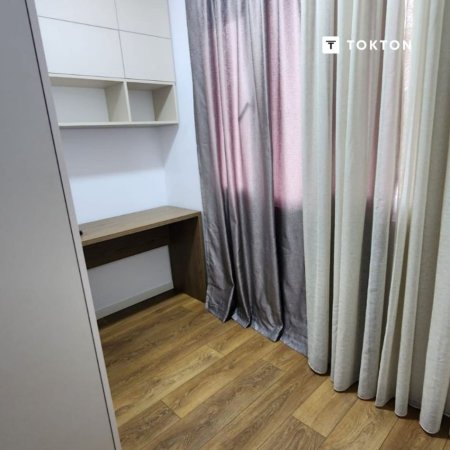 Tirane, jepet me qera apartament 2+1 Kati 4, 81 m² 750 € (Pranë Medresesë, Rruga e DIbrës, Tiranë, TT 1952)