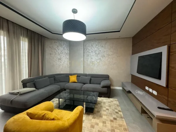 Tirane, shitet apartament 3+1+Ballkon Kati 4, 153 m² 206.000 € (Fresk)