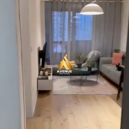 Tirane, shitet apartament 1+1+Ballkon Kati 5, 65 m² 104.000 € (fusha e aviacionit)