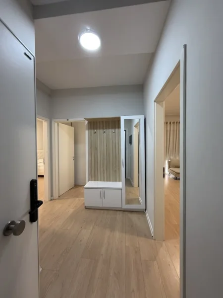 Tirane, shitet apartament 2+1+Ballkon Kati 3, 94 m² 235.000 € (Frosina Plaku)