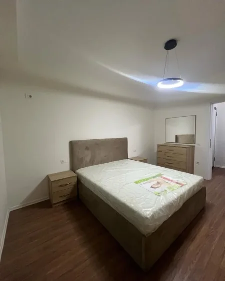 Tirane, Liste me oferta apartament 1+1+Ballkon Kati 8, 69 m² 120.000 € (Hamdi Pepo)