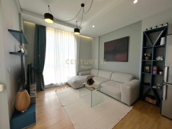 Tirane, jepet me qera 1+1 Kati 4, 64 m² 700 € (rruga e Kavajes)