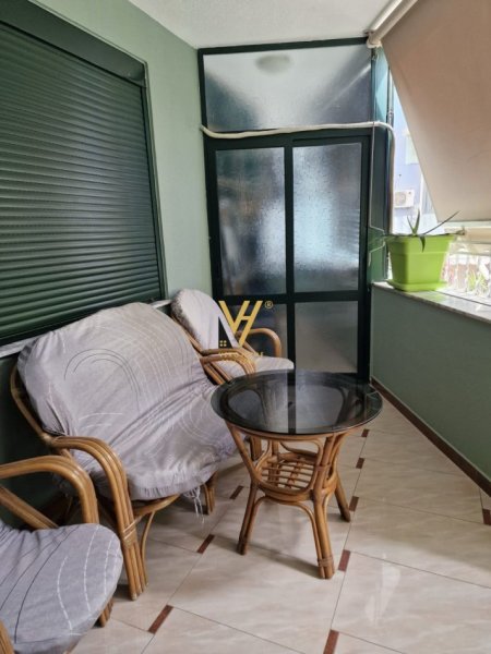 Tirane, jepet me qera apartament 2+1+Ballkon Kati 4, 122 m² 800 € (MYSLYM SHYRI)