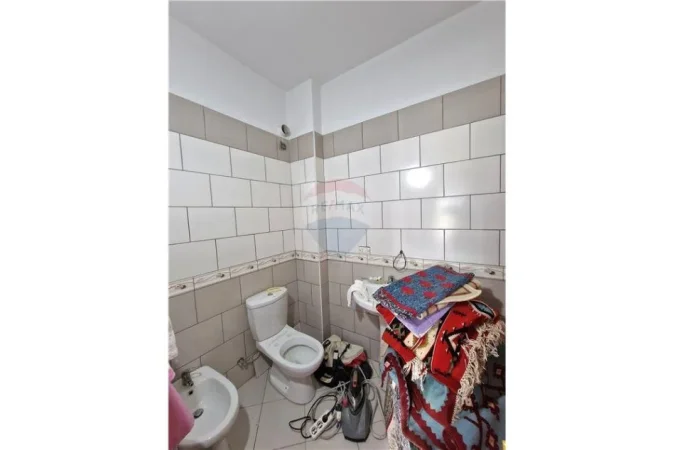 Vlore, shitet apartament 2+1+Ballkon Kati 7, 132 m² 170.000 € (Blv.Ismail Qemali)