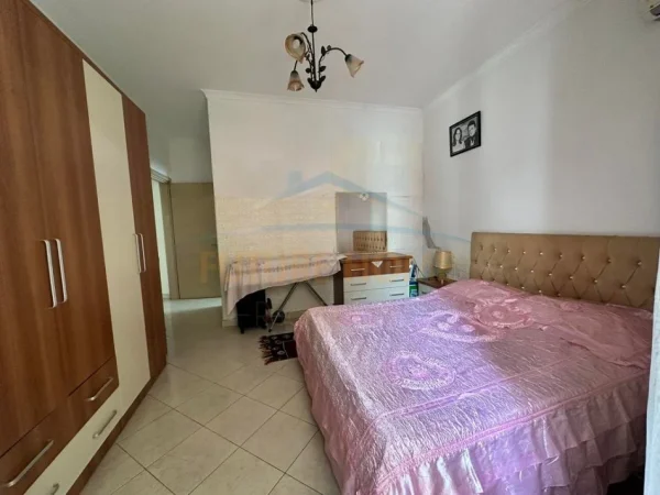 Tirane, shes apartament 2+1+Ballkon Kati 2, 142 m² 115.000 € (Kamez)