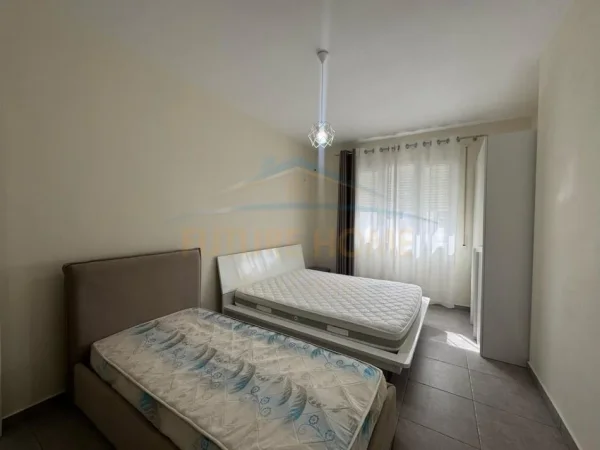 Gjiri Lalezit | Hamallaj, shitet apartament 2+1+Ballkon Kati 3, 82 m² 145.000 € (Gjiri i Lalezit)