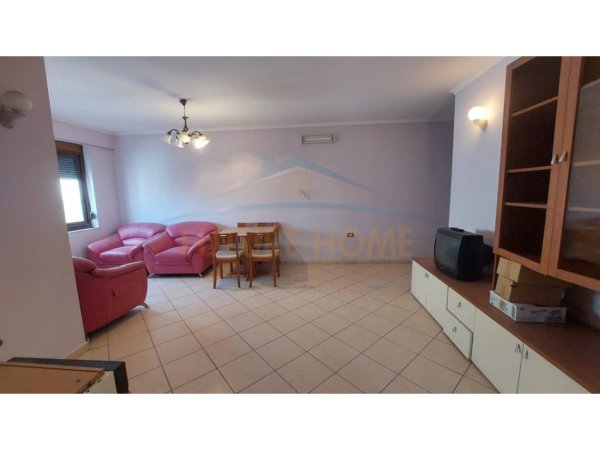 Durres, shitet apartament 2+1+Ballkon Kati 3, 92 m² 80.000 € (durres golem)