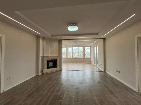 Tirane, shitet apartament 3+1 Kati 5, 164 m² 270.000 € (Xhamlliku, Tirana, Albania)