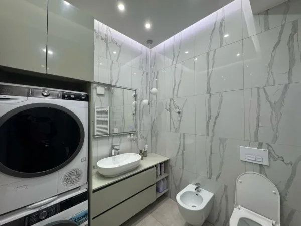 Tirane, shitet apartament 2+1 , 79 m² 168.000 € (Kompleksi Mangalem)