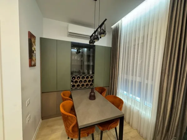 Tirane, shitet apartament 2+1 , 79 m² 168.000 € (Kompleksi Mangalem)