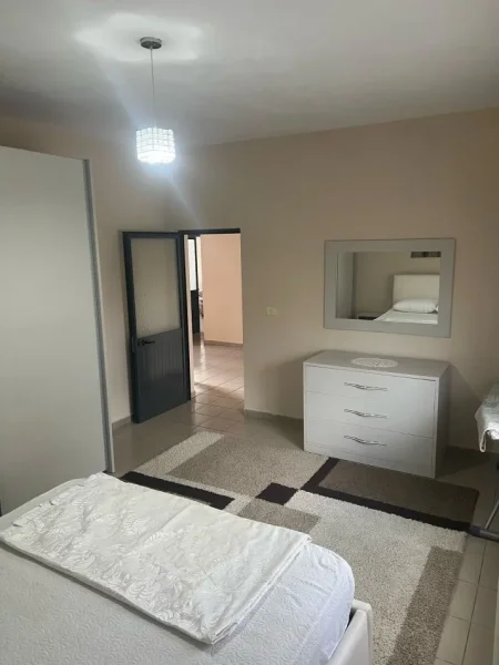 Tirane, jepet me qera apartament Kati 2, 90 m² 400 € 