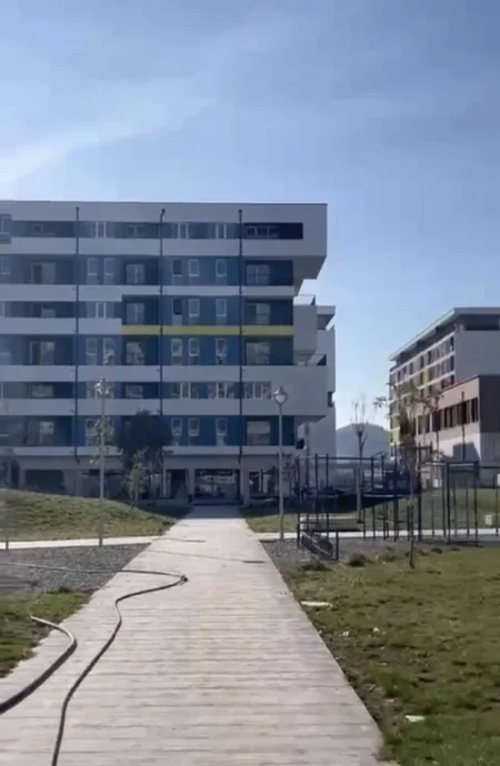 Tirane, shitet apartament 3+1+Ballkon , 117 m² 137.000 € (Prane QTU)