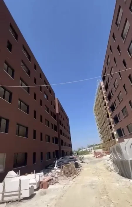 Tirane, shitet apartament 2+1 Kati 1, 148 m² 207.600 € (Rruga Elbasanit)