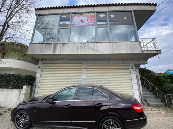 Tirane, shitet shtepi 2 Katshe Kati 0, 250.000 € (Kamez)