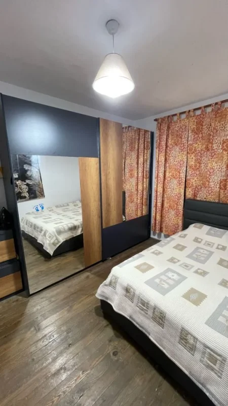 Durres, shitet apartament 1+1+Ballkon Kati 1, 59 m² 80.000 € (Stacioni i Trenit)