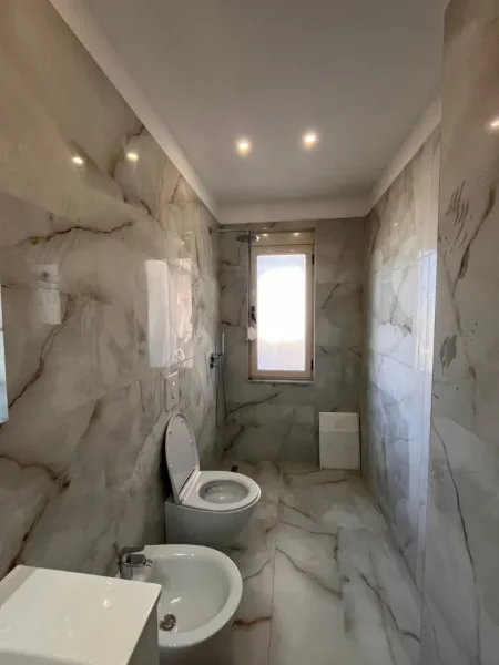 Durres, shitet apartament 1+1+Ballkon Kati 7, 67 m² 80.000 € (Rruga Pavaresia| Plepa)