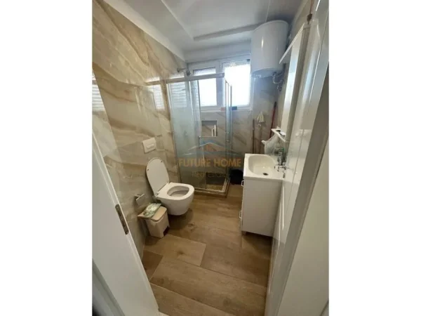 Tirane, shitet apartament 1+1+Ballkon Kati 4, 72 m² 143.500 € (kopeshti zologjik)
