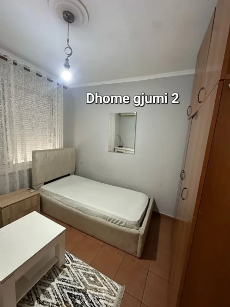 Tirane, jepet me qera apartament 2+1 Kati 5, 60 m² 500 € (Jepet me Qera Super Apartamenti 2+1 Tek Rruga e Dibres.)