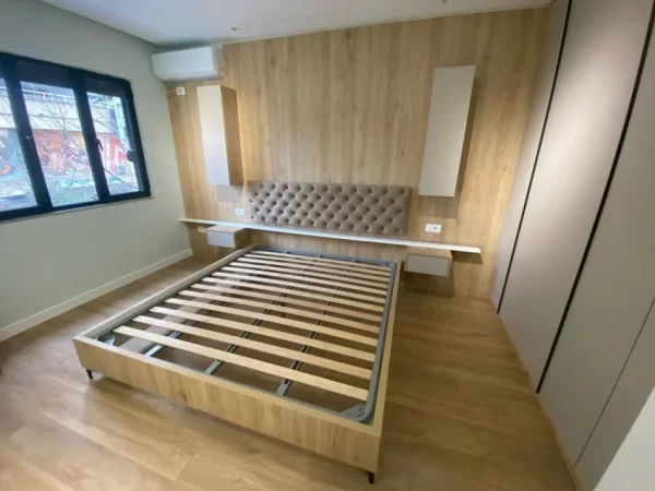 Tirane, jepet me qera apartament 1+1+Ballkon Kati 2, 64 m² 750 € (KOMUNA E PARISIT)