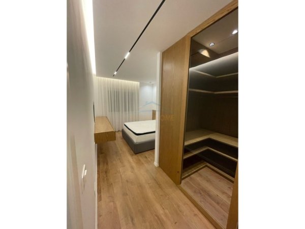 Tirane, jepet me qera apartament 2+1 Kati 6, 110 m² 1.300 € (Kodra e Diellit)