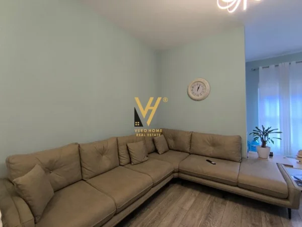 Tirane, shitet apartament 2+1+Ballkon Kati 3, 97 m² 149.500 € (ALI DEM)