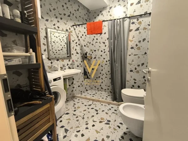 Tirane, shitet apartament 2+1+Ballkon Kati 3, 97 m² 149.500 € (ALI DEM)