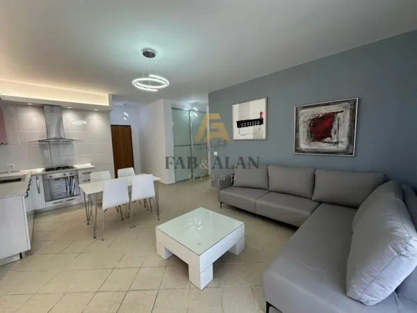 Shkembi Kavajes, shitet apartament 1+1+garazh Kati 3, 65 m² 145.000 € (Shkembi i Kavajes)