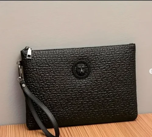 Tirane, shes Çantë Dore për Meshkuj – Praktike &amp; Elegante! 15 €