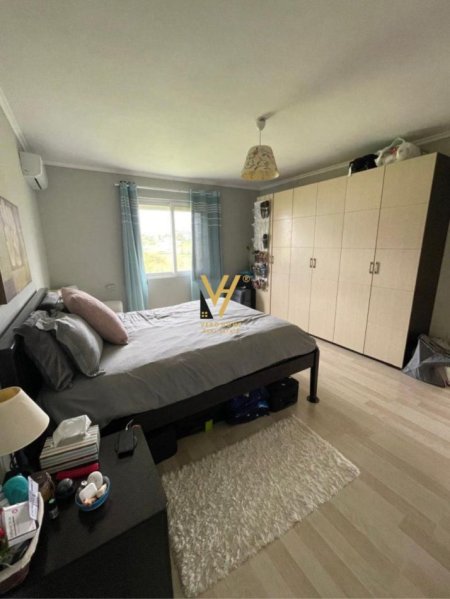 Tirane, jepet me qera Vile 2 Katshe Kati 0, 280 m² 1.500 € (LIQENI I FARKES)