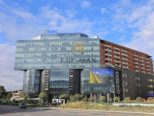 Tirane, shitet ambjent biznesi Kati 2, 364 m² 1.500.000 € (RING CENTER, Zogu i Zi)