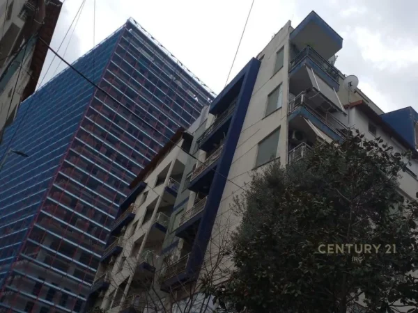 Tirane, shitet apartament 2+1+Aneks+Ballkon Kati 7, 90 m² 208.000 € (Komuna e Parisit)