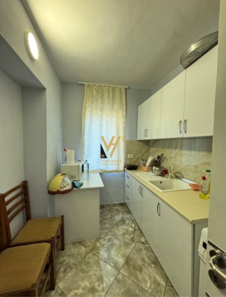 Tirane, jepet me qera apartament 1+1+Ballkon Kati 2, 57 m² 125.000 € (RRUGA E DIBRES)