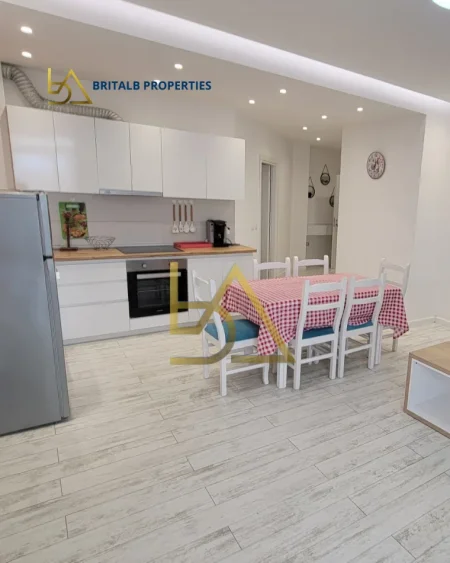 Durres, shitet apartament 2+1+Aneks+Ballkon Kati 2, 