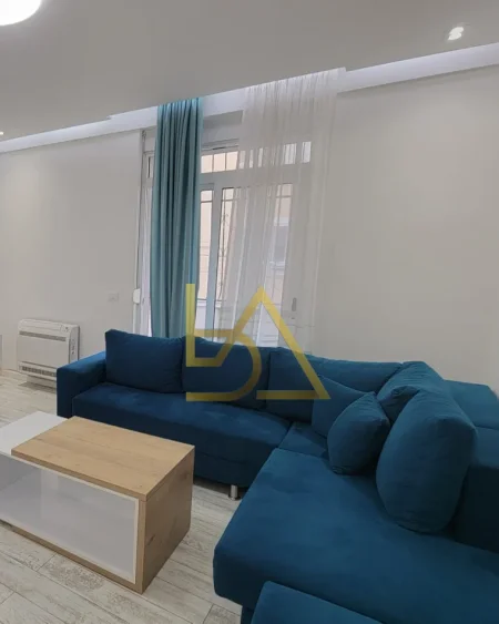 Durres, shitet apartament 2+1+Aneks+Ballkon Kati 2, 