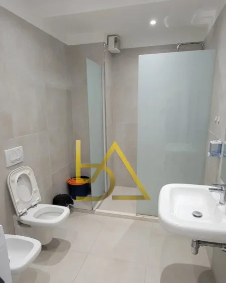 Durres, shitet apartament 2+1+Aneks+Ballkon Kati 2, 